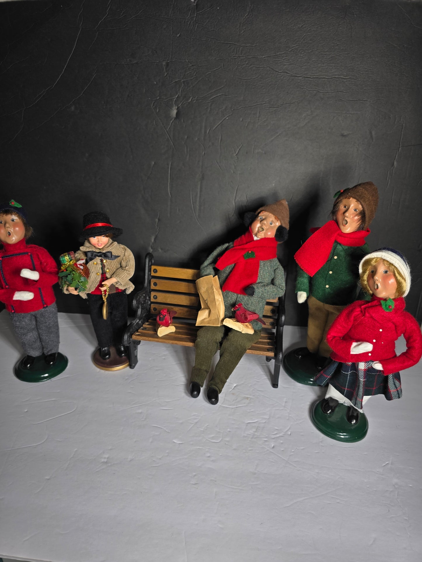 Vintage Set of 5 Byers' choice caroler