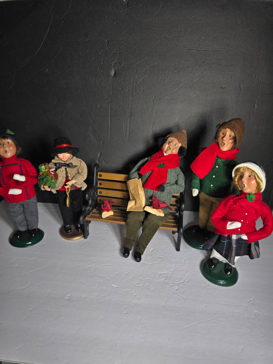 Vintage Set of 5 Byers' choice caroler