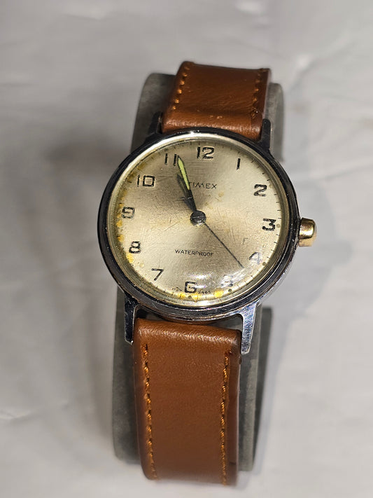 Vintage 1965 Timex Mercury/Sprite mechanical watch