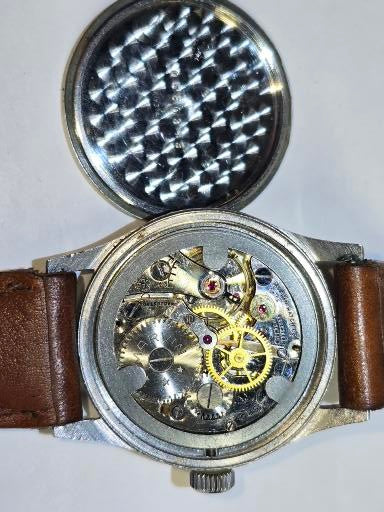 Vintage 1940's Marvin Hermetic men's military watch WW11