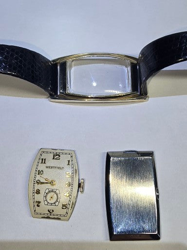 Scarce Westfield by Bulova 1930's men's watch original fifth av presentation box