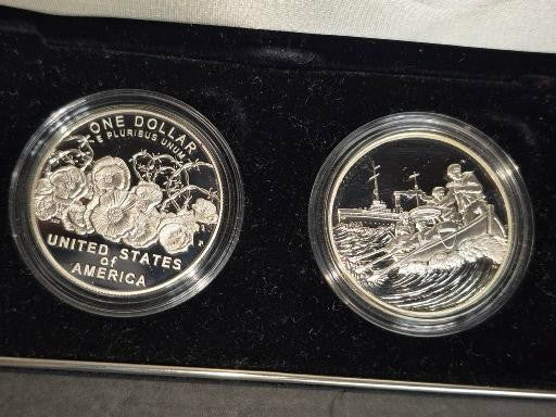 20018-P WW1 Bicentennial Silver Dollar and U.S. coast guard silver medal set