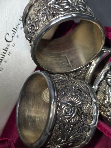 Vintage Godinger 8 silver plate floral napkin rings new in box