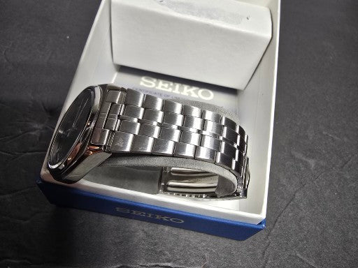 Vintage Seiko 5 Automatic 7009-376A NWB