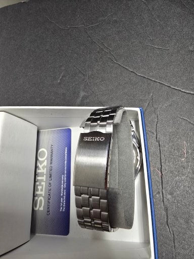 Vintage Seiko 5 Automatic 7009-376A NWB