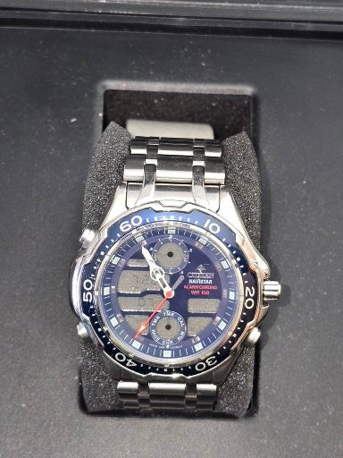 Vintage Citizen promaster Navistar C402-Q02080