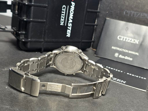 Vintage Citizen promaster Navistar C402-Q02080
