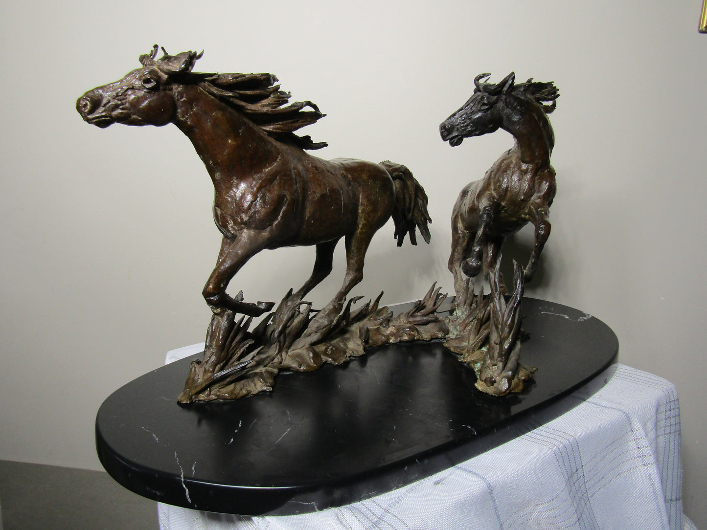 Ruben Hernandez "Galope" cast bronze sculpture vintage